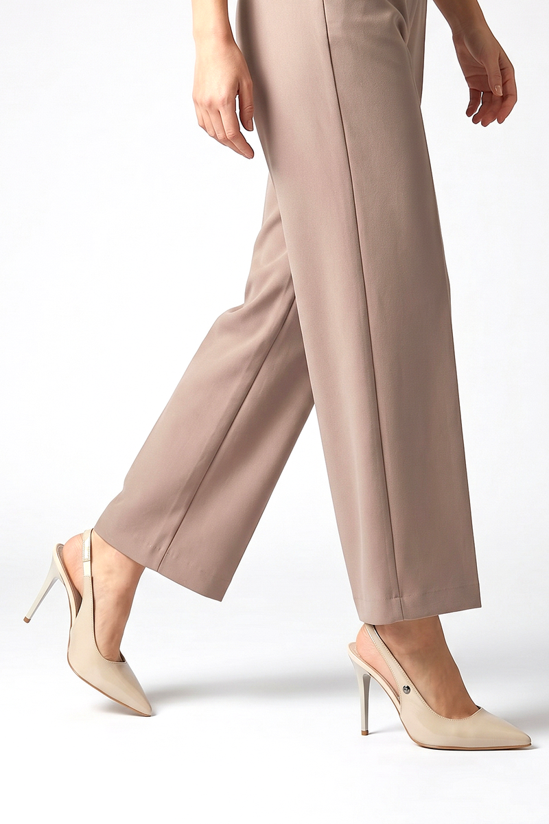 0040556_zerina-bej-rugan-esnek-yumusak-kaymaz-taban-ince-topuklu-11cm-kadin-stiletto.png Zerina Bej Rugan Esnek Yumuşak Kaymaz Taban İnce Topuklu (11cm) Kadın Stiletto - Görsel 1