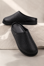 Mono Comfort Hafif Yumuşak Taban Unisex Sabo Delikli Siyah Cilt Terlik - Görsel 3